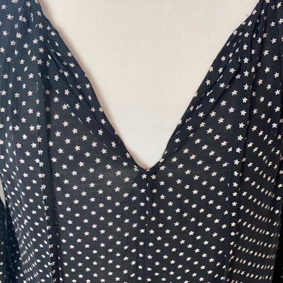 Gap Star top - Picture 4 of 8